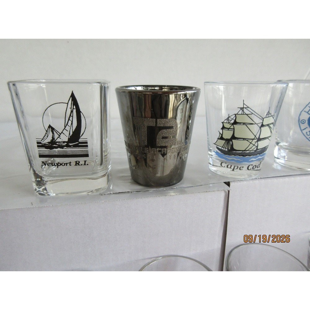 Vintage Souvenir Shot Glass Lot of 10 Travel T2 3D Hard Rock Cafe New York City - Picture 2 of 5